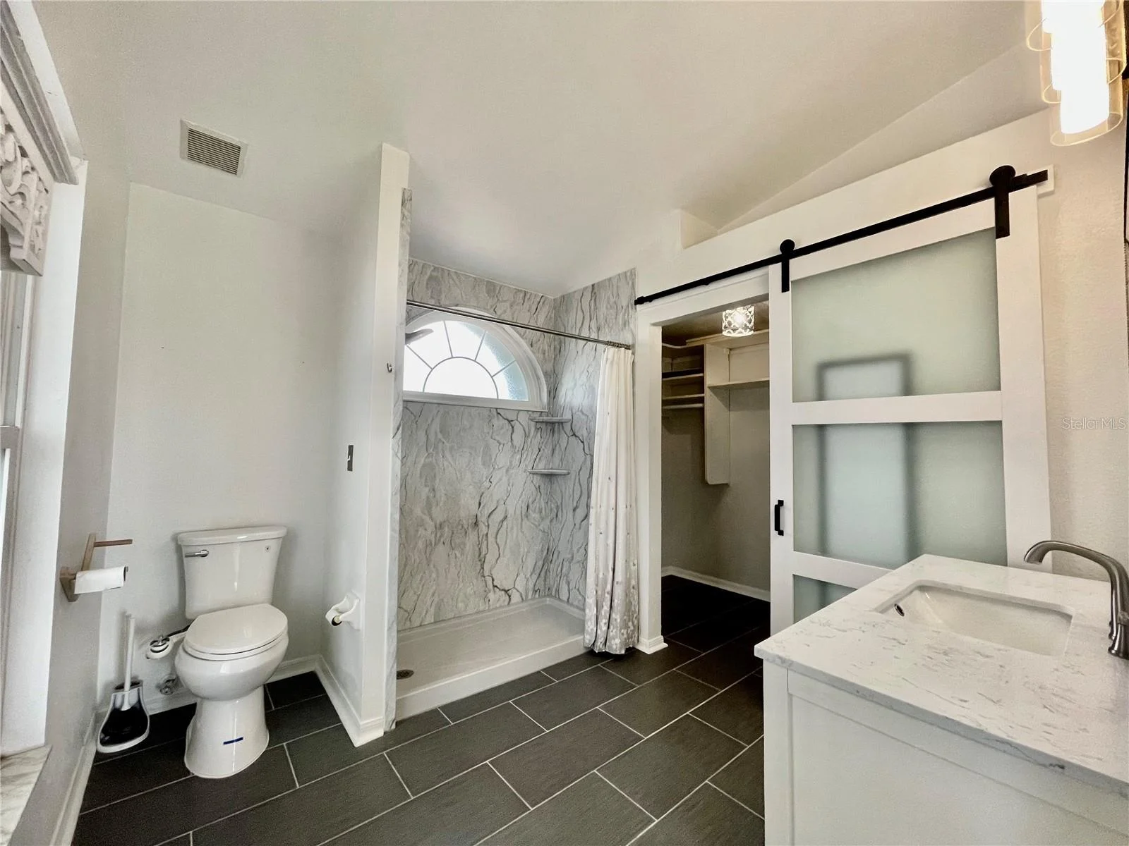 2205 PINK GRAPEFRUIT TRL, CLERMONT, FL — photo 13