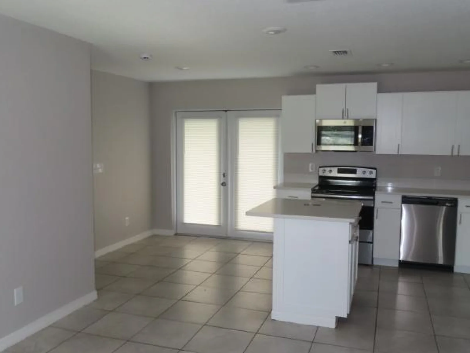 32730 BLOSSOM LN, LEESBURG, FL — photo 3