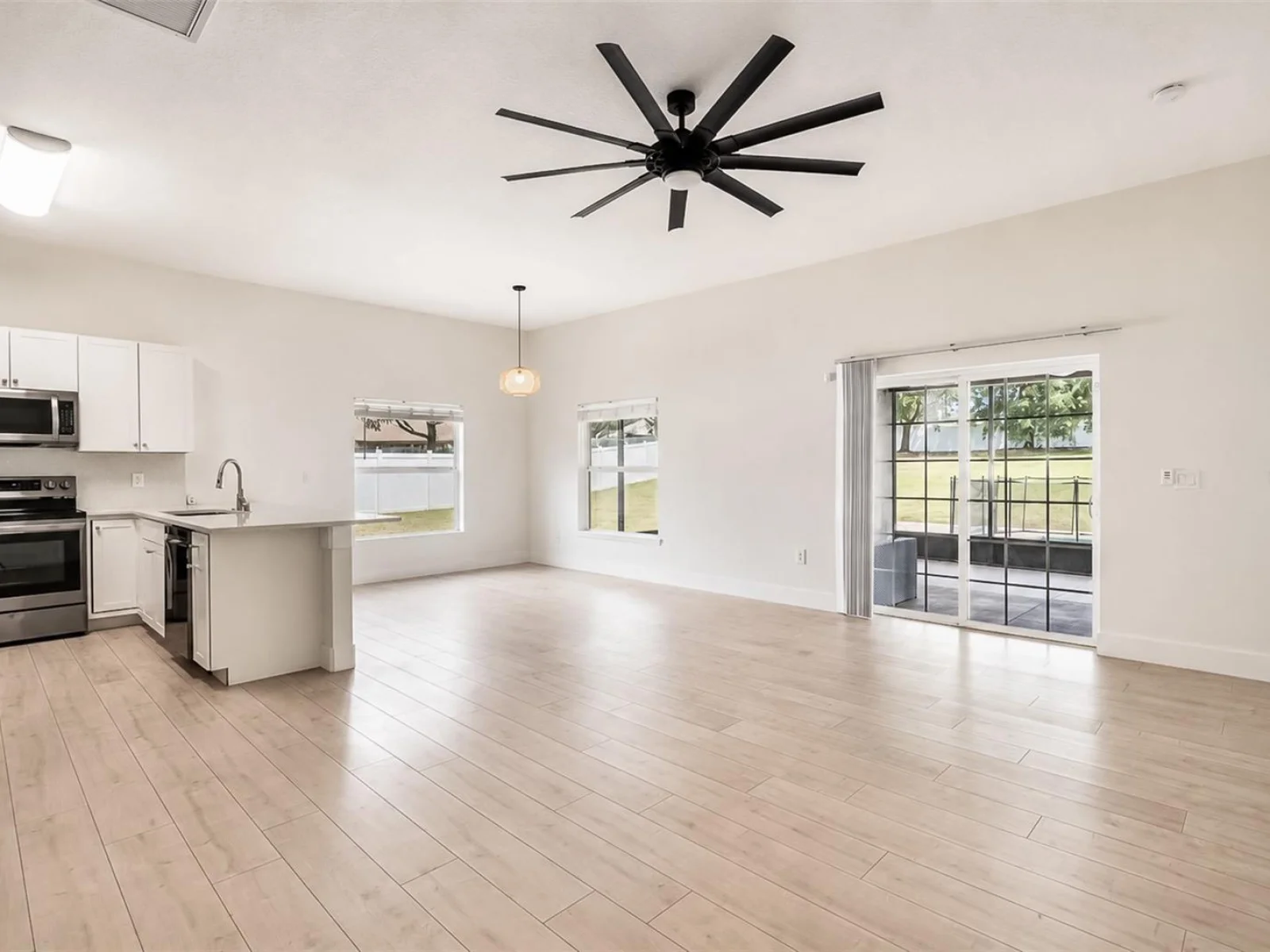10105 LENOX ST, CLERMONT, FL — photo 4
