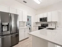 10105 LENOX ST — photo 6