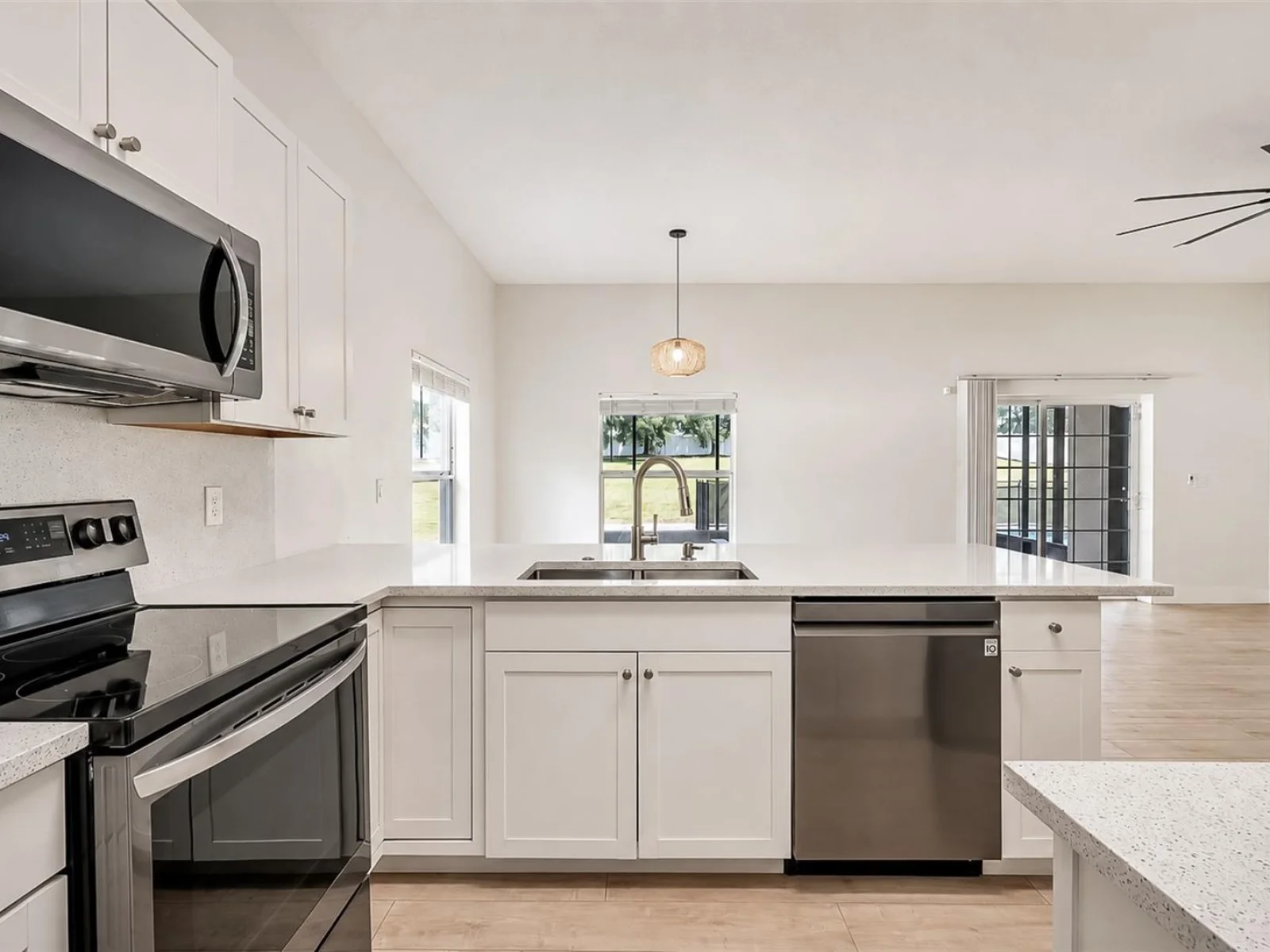 10105 LENOX ST, CLERMONT, FL — photo 9