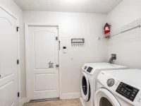 10105 LENOX ST — photo 30