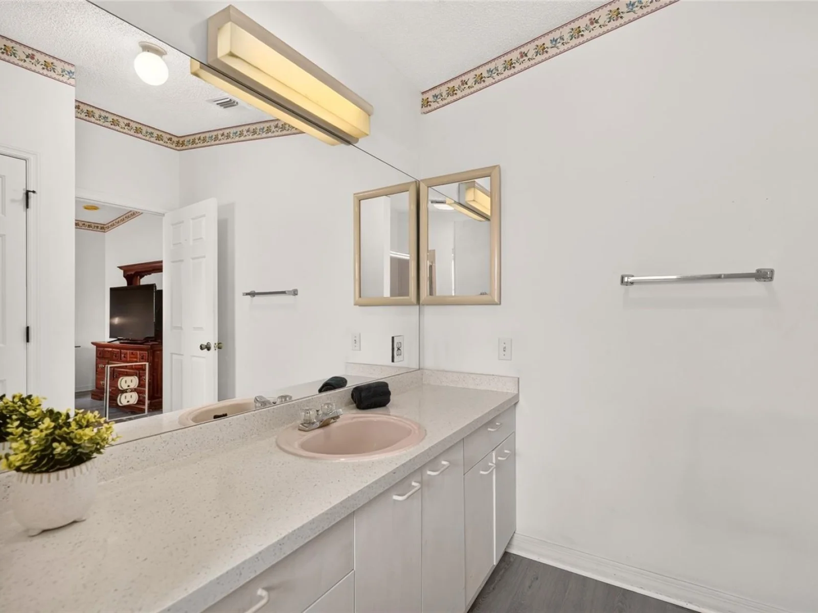 1207 PALMETTO DR, THE VILLAGES, FL — photo 46