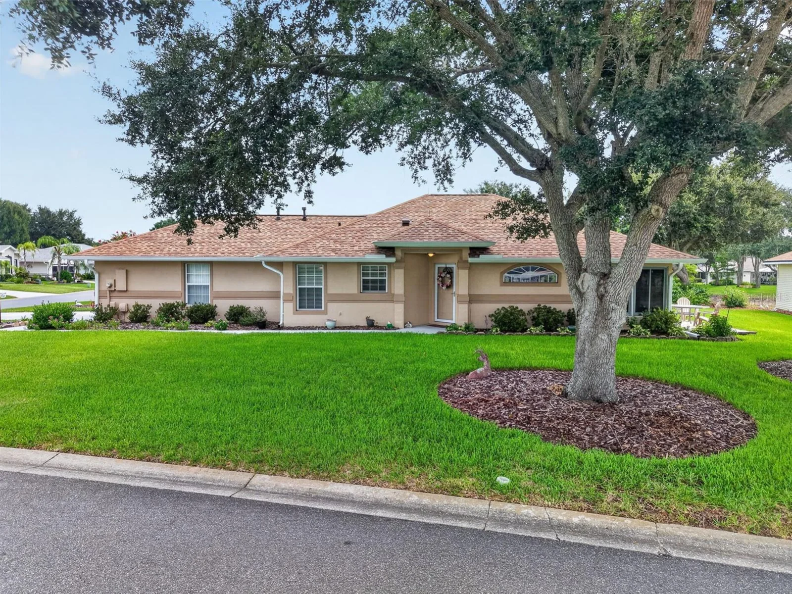 5704 KING JAMES AVE, LEESBURG, FL — photo 1