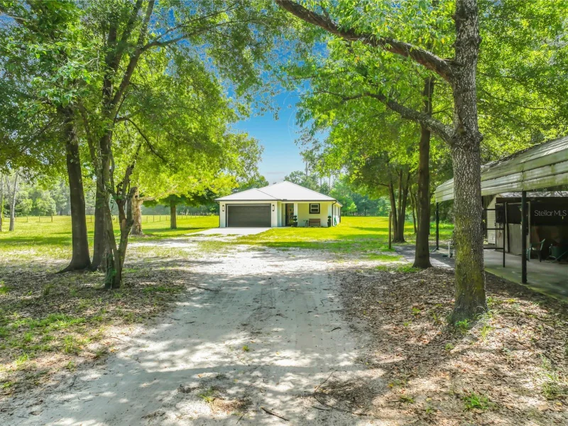 34814 WILLIAM LN, EUSTIS, FL