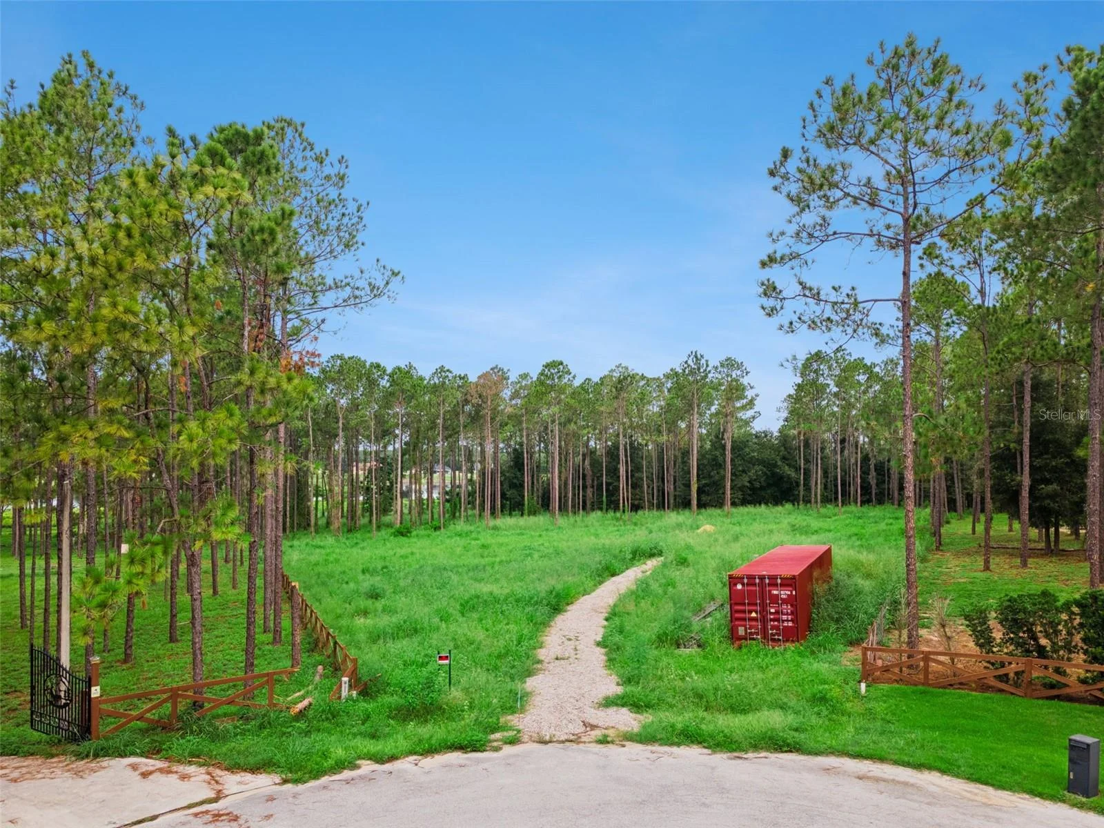 ANGELS LANDING CT, CLERMONT, FL — photo 1
