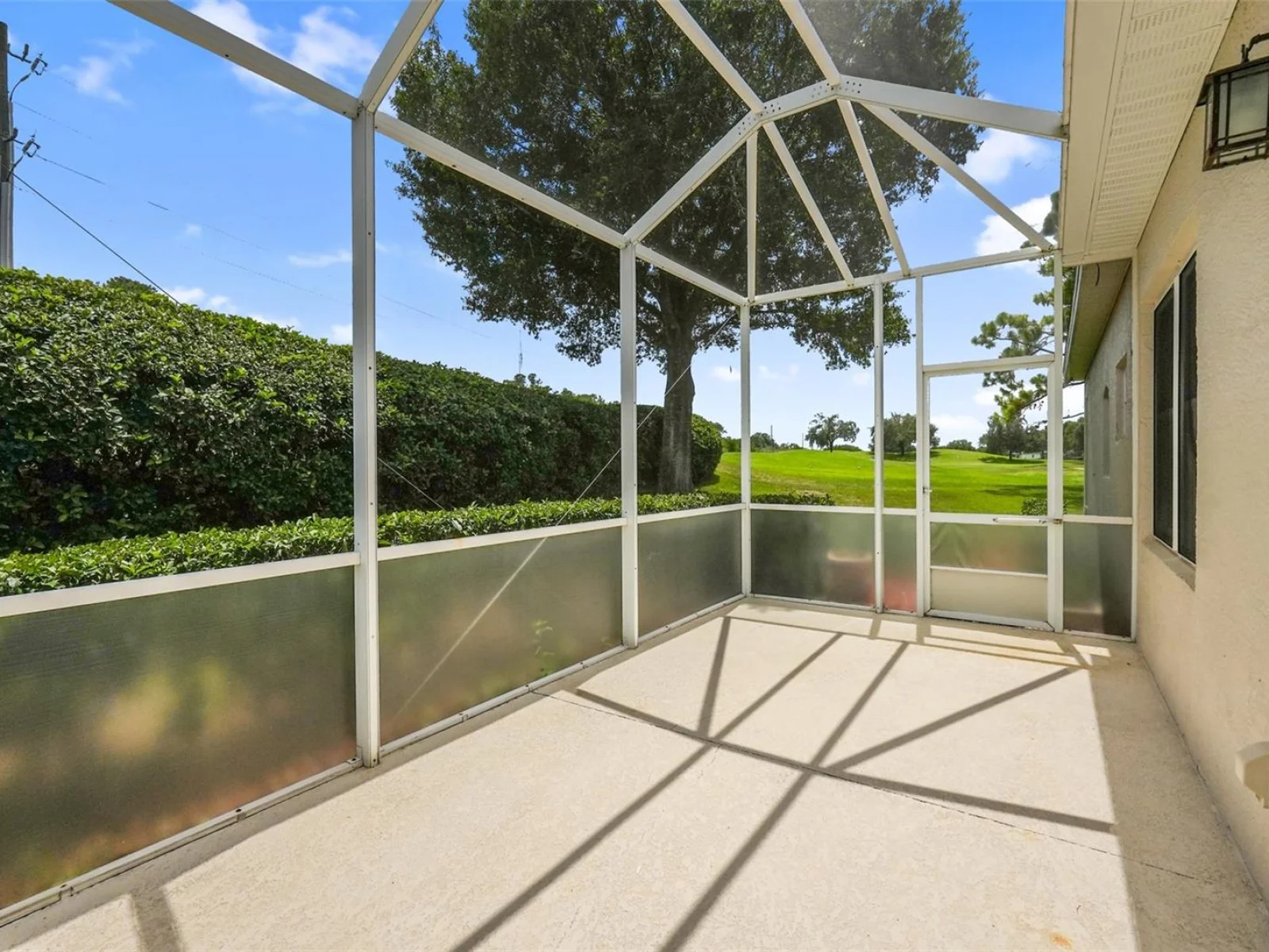 2525 NEW CASTLE CT, CLERMONT, FL — photo 32