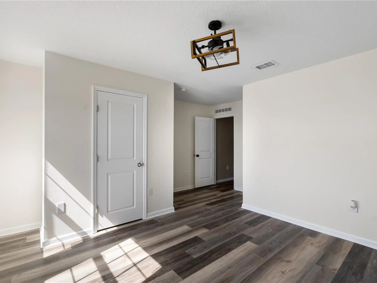 15623 MERLIN AVE, MASCOTTE, FL — photo 26