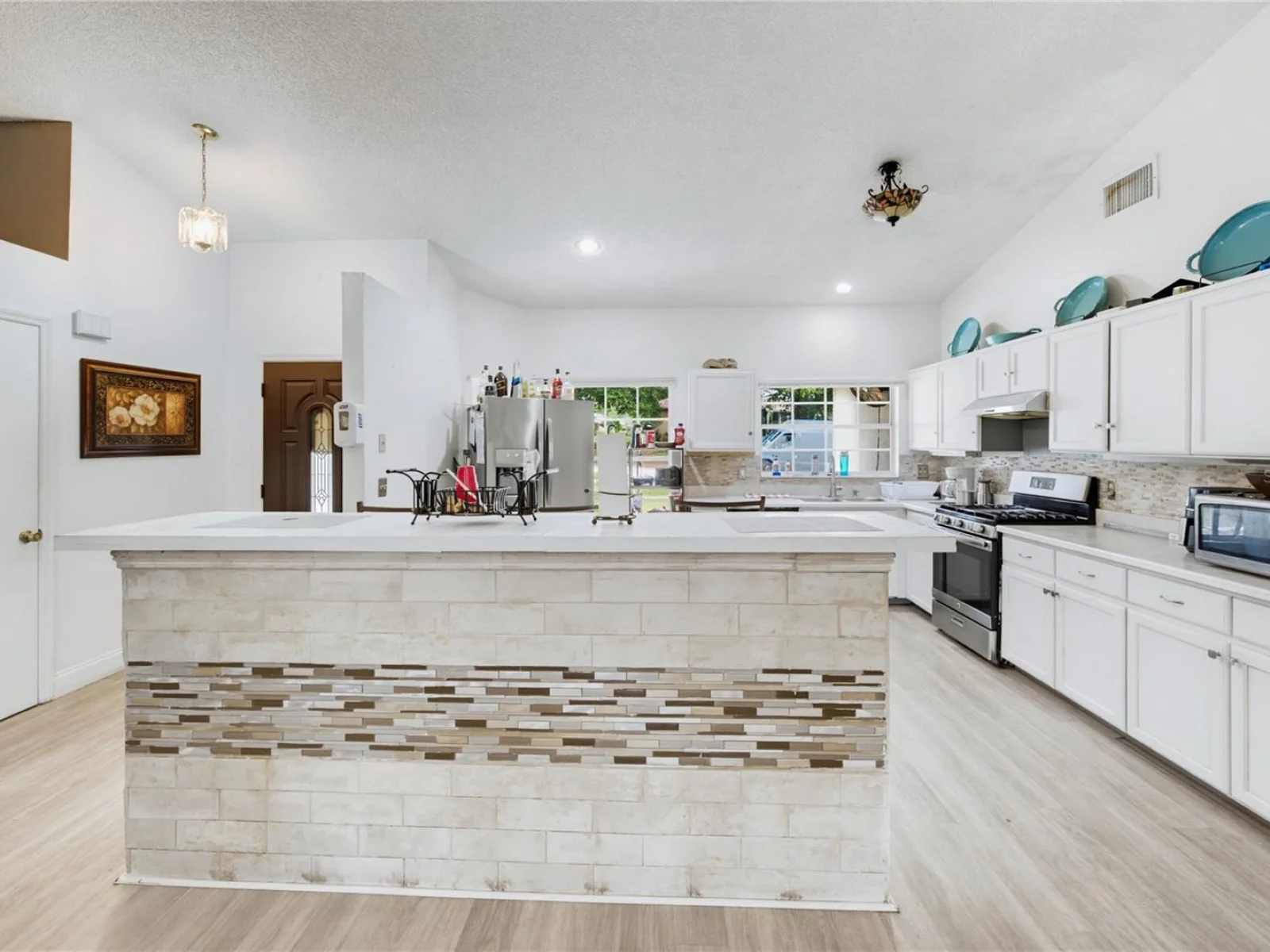 15904 LAKE ORIENTA CT, CLERMONT, FL — photo 9