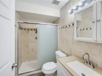 15904 LAKE ORIENTA CT — photo 22