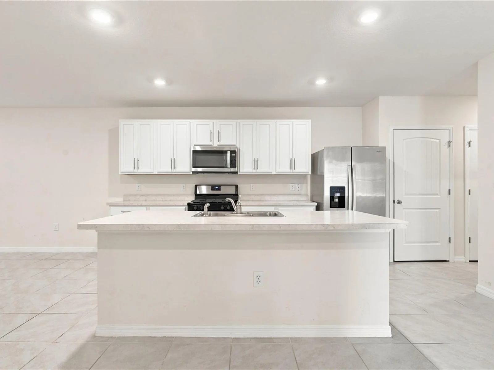 20043 ROYAL TERN CT, LEESBURG, FL — photo 11