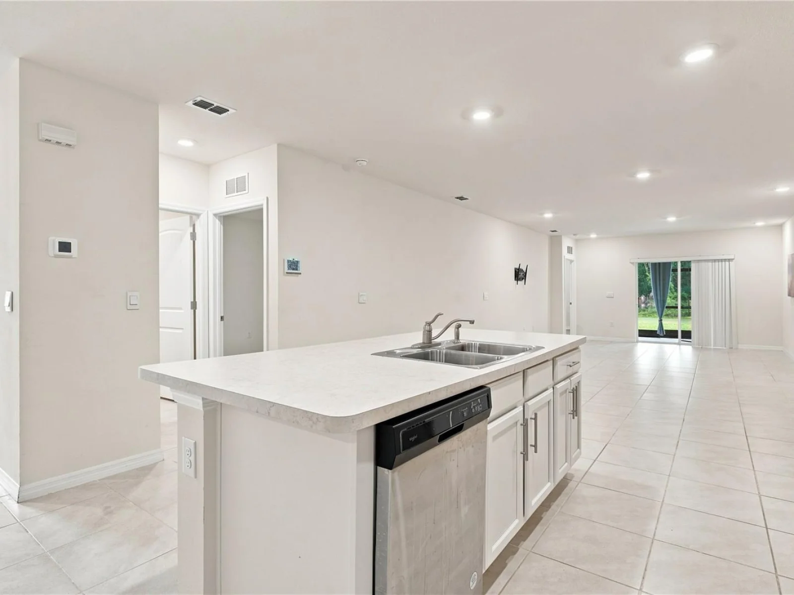 20043 ROYAL TERN CT, LEESBURG, FL — photo 15