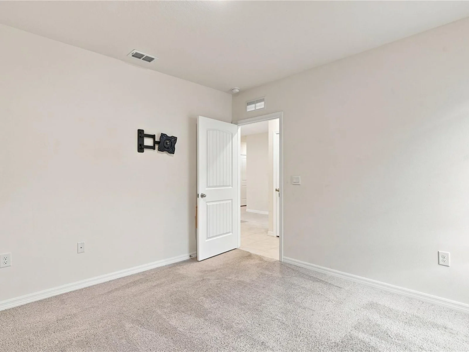20043 ROYAL TERN CT, LEESBURG, FL — photo 28