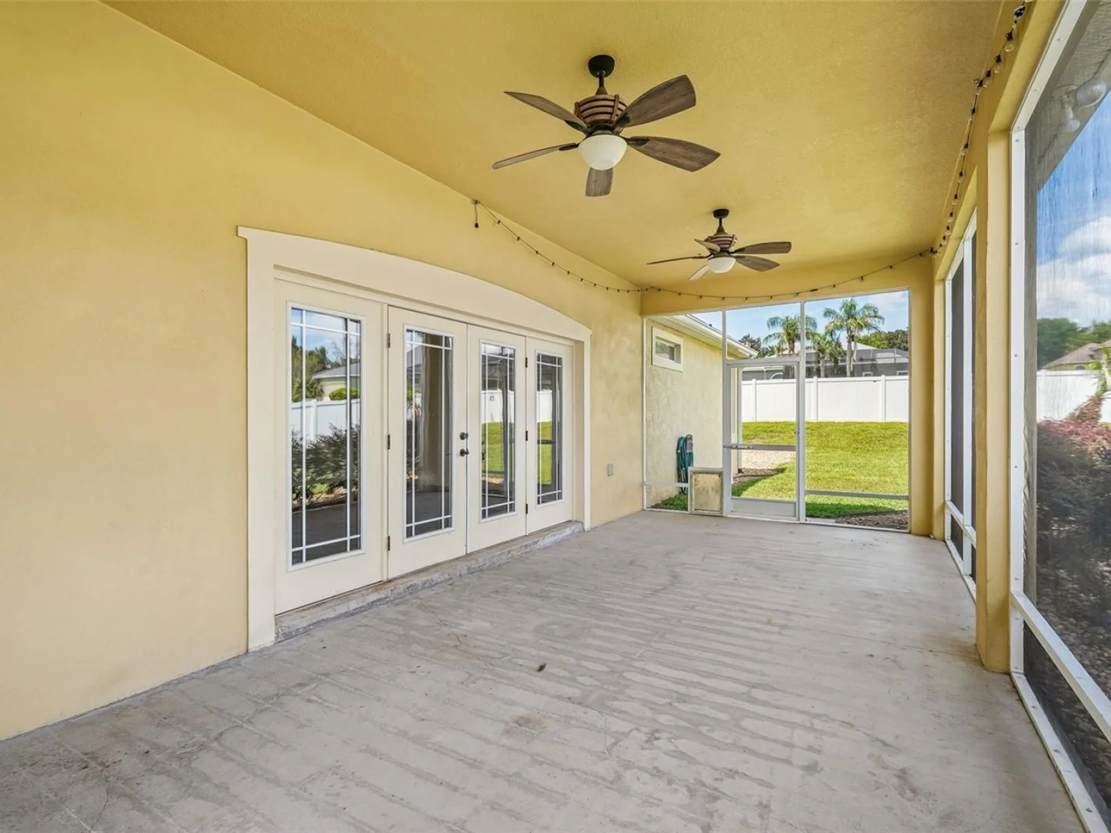 1113 MYRTLE BREEZES CT, FRUITLAND PARK, FL — photo 26