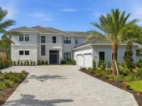 16004 PENDIO DR — photo 1