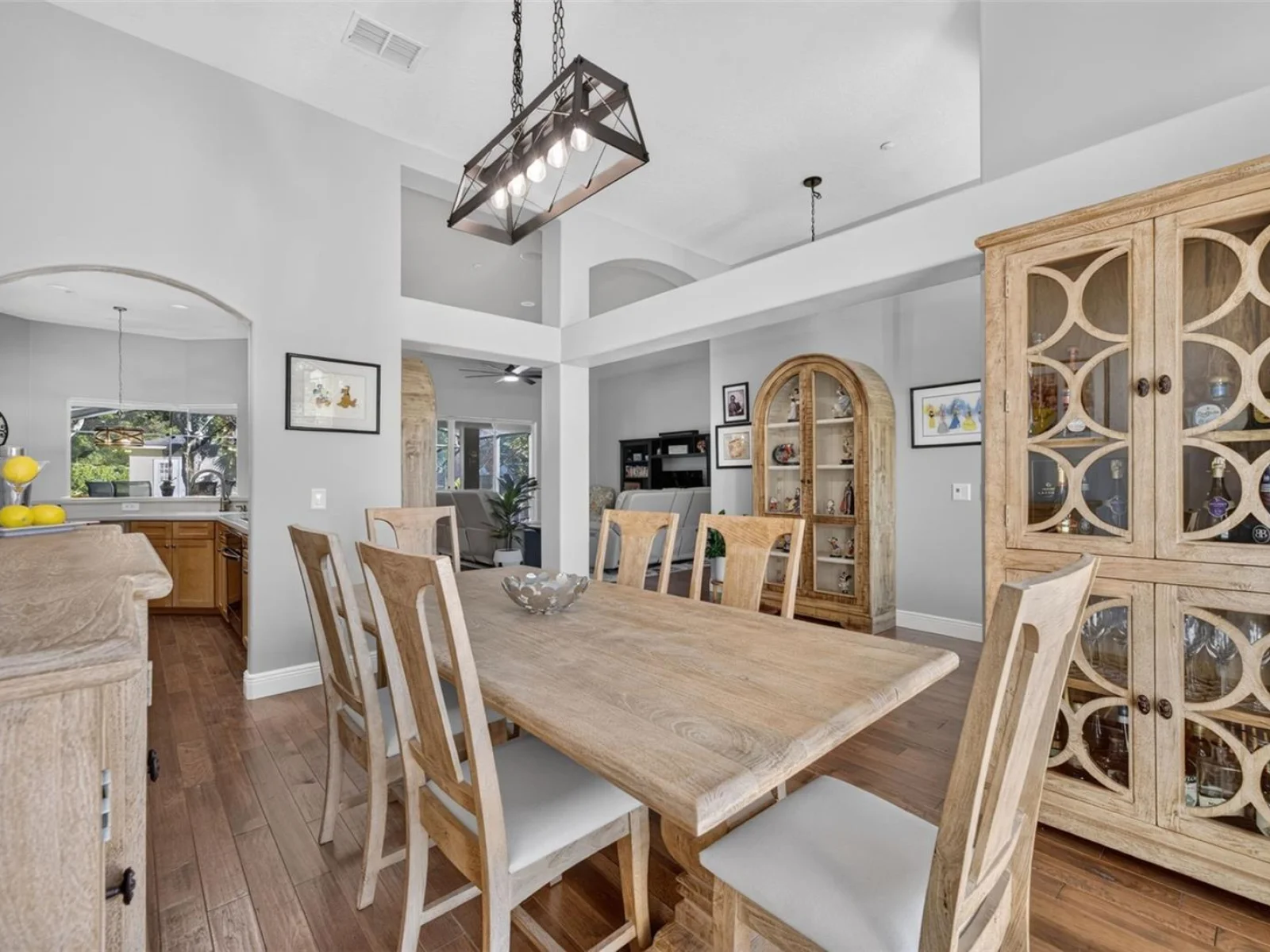 25013 DERBY DR, SORRENTO, FL — photo 8