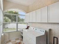 344 CRYSTAL LAKE DR — photo 35