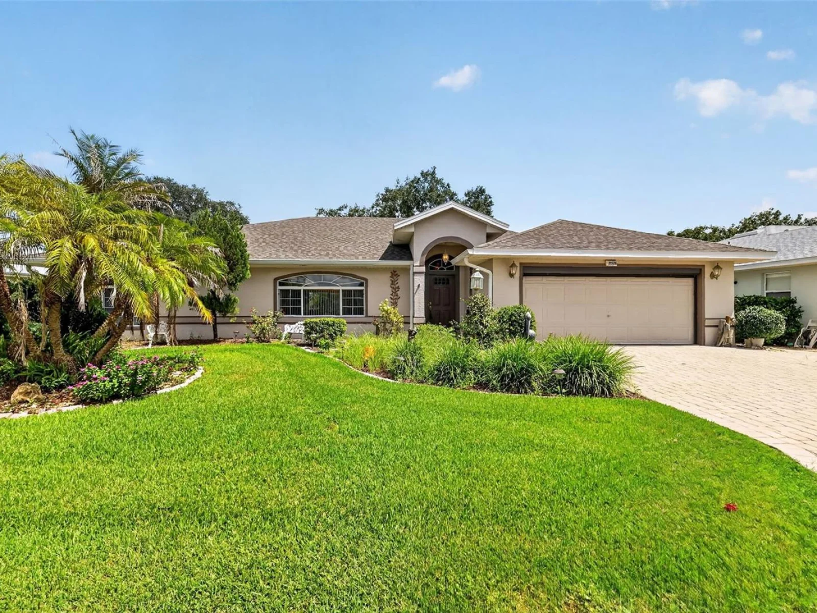 21526 KING HENRY AVE, LEESBURG, FL — photo 1