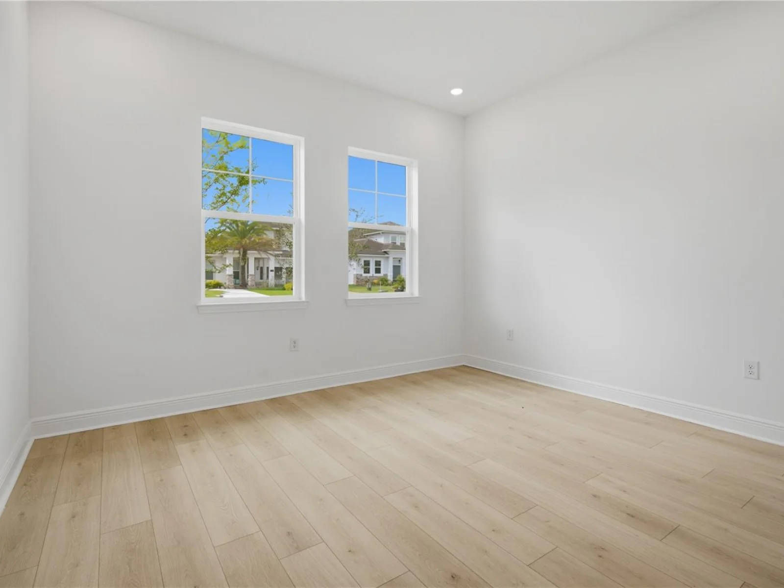 16114 VOLTERRA PT, BELLA COLLINA, FL — photo 22