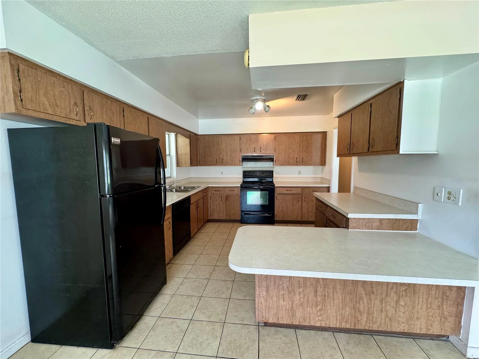 1201 ORANGE AVE, TAVARES, FL — photo 18