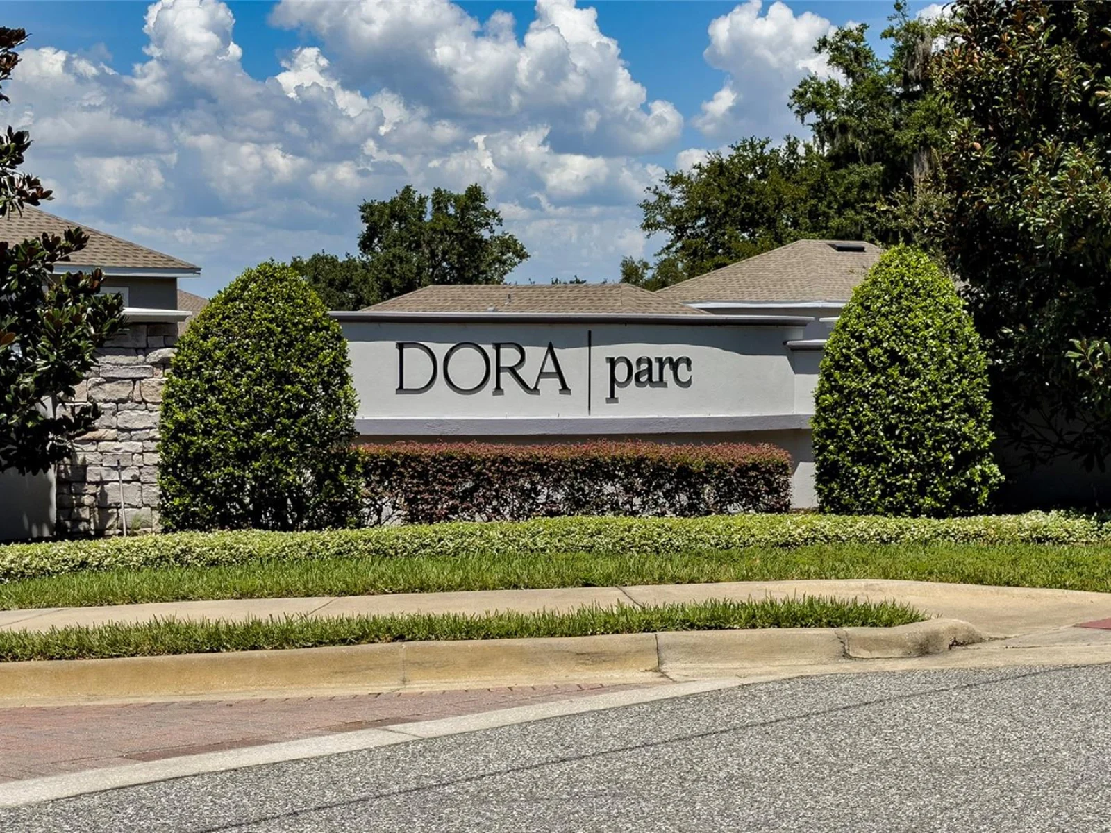 1211 DORA PARC LN, MOUNT DORA, FL — photo 2