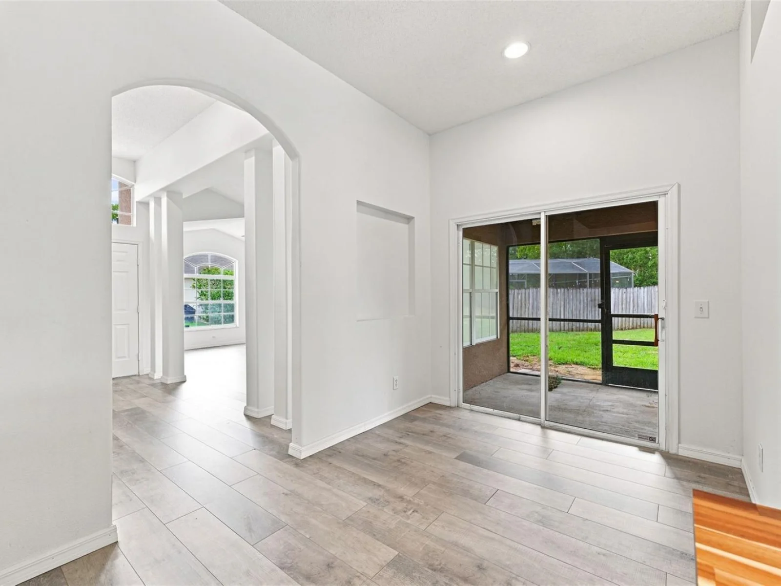 2247 MAJESTIC EAGLE CIR, CLERMONT, FL — photo 5