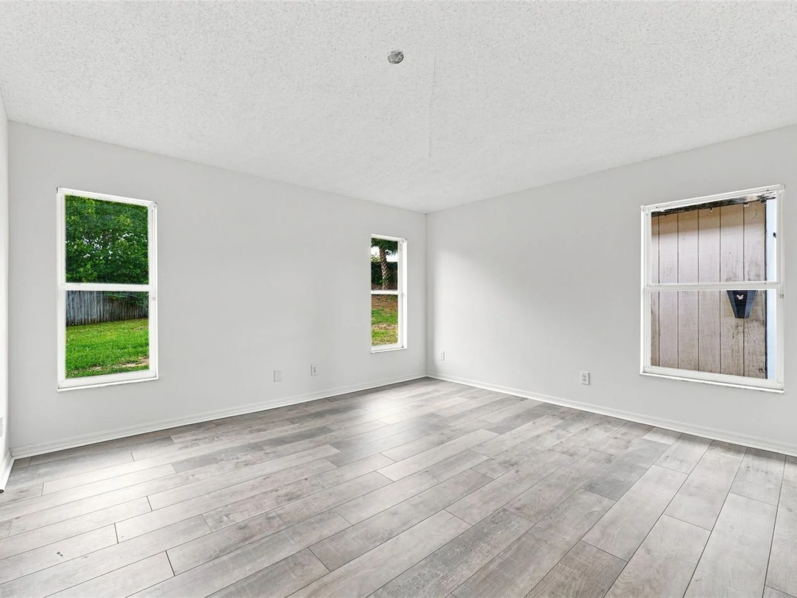 2247 MAJESTIC EAGLE CIR, CLERMONT, FL — photo 10
