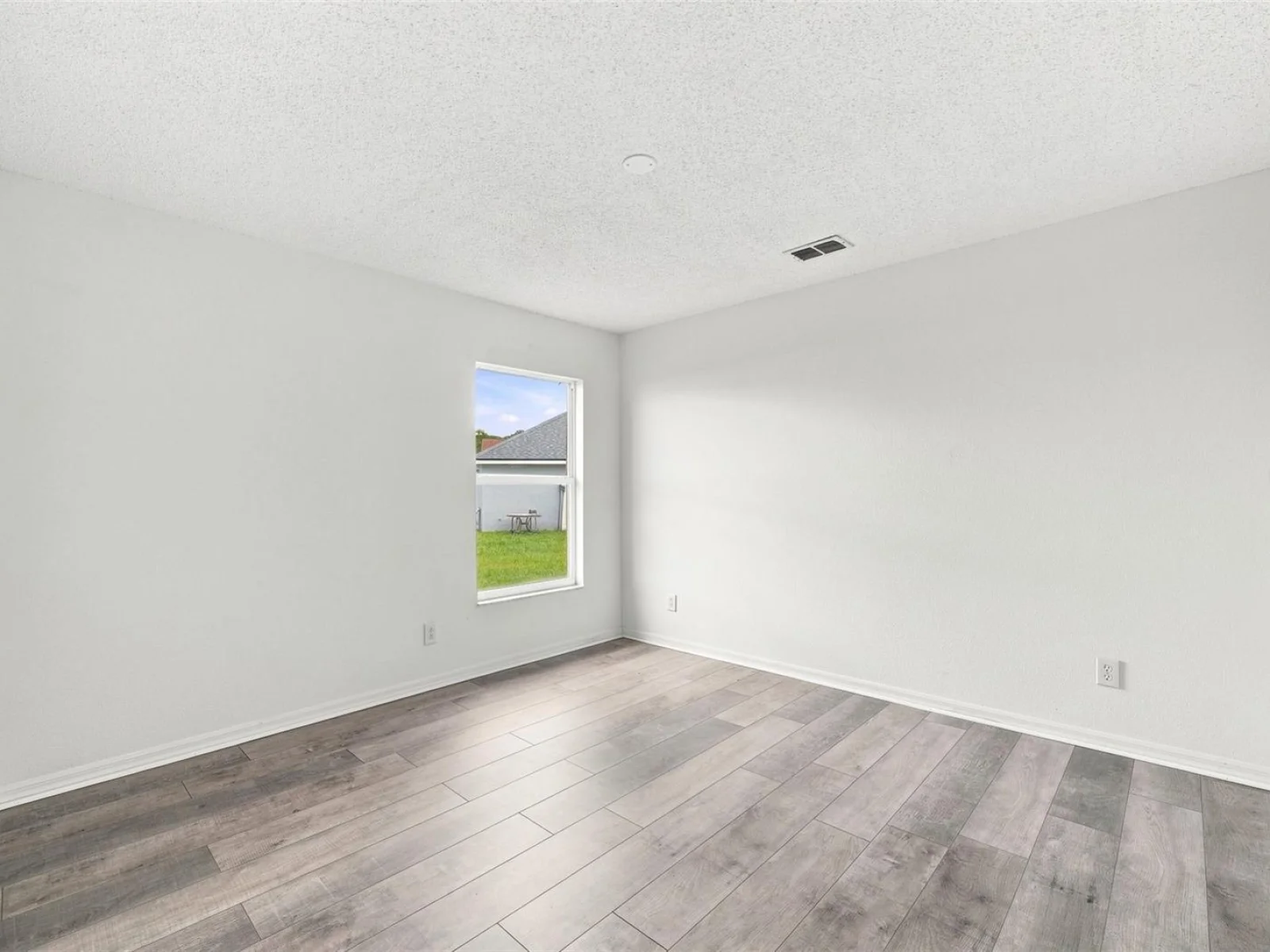 2247 MAJESTIC EAGLE CIR, CLERMONT, FL — photo 17