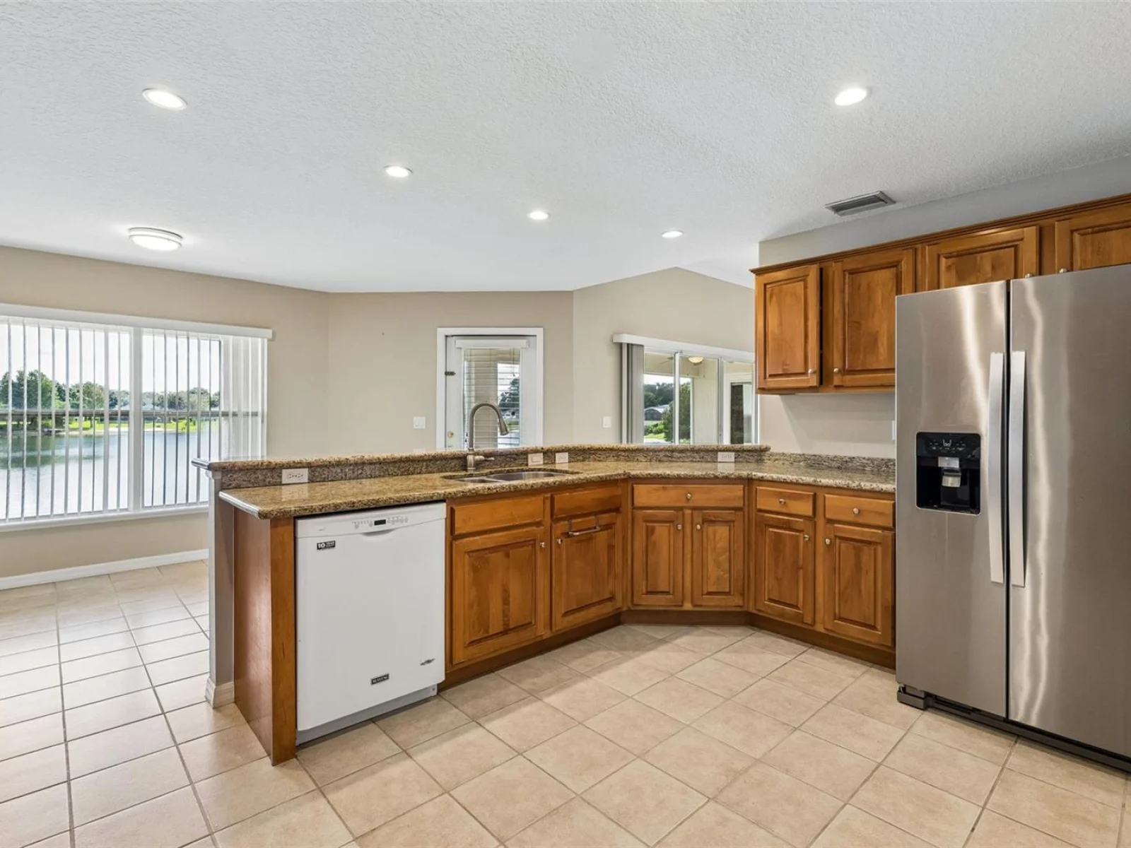 11230 LAKE KATHERINE CIR, CLERMONT, FL — photo 3