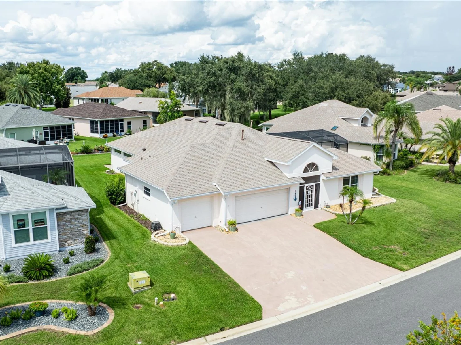 3347 SARATOGA DR, TAVARES, FL — photo 48