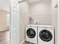 27001 WHITE PLAINS WAY — photo 35